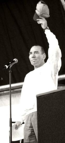 Image of Pete Postlethwaite