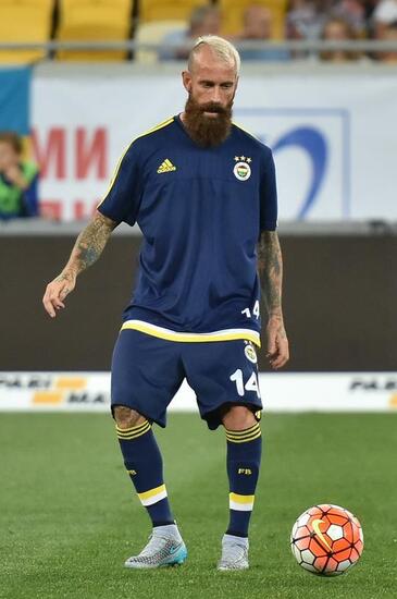 Image of Raul Meireles